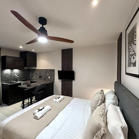 Peaceful Studio In Париж Экстерьер фото