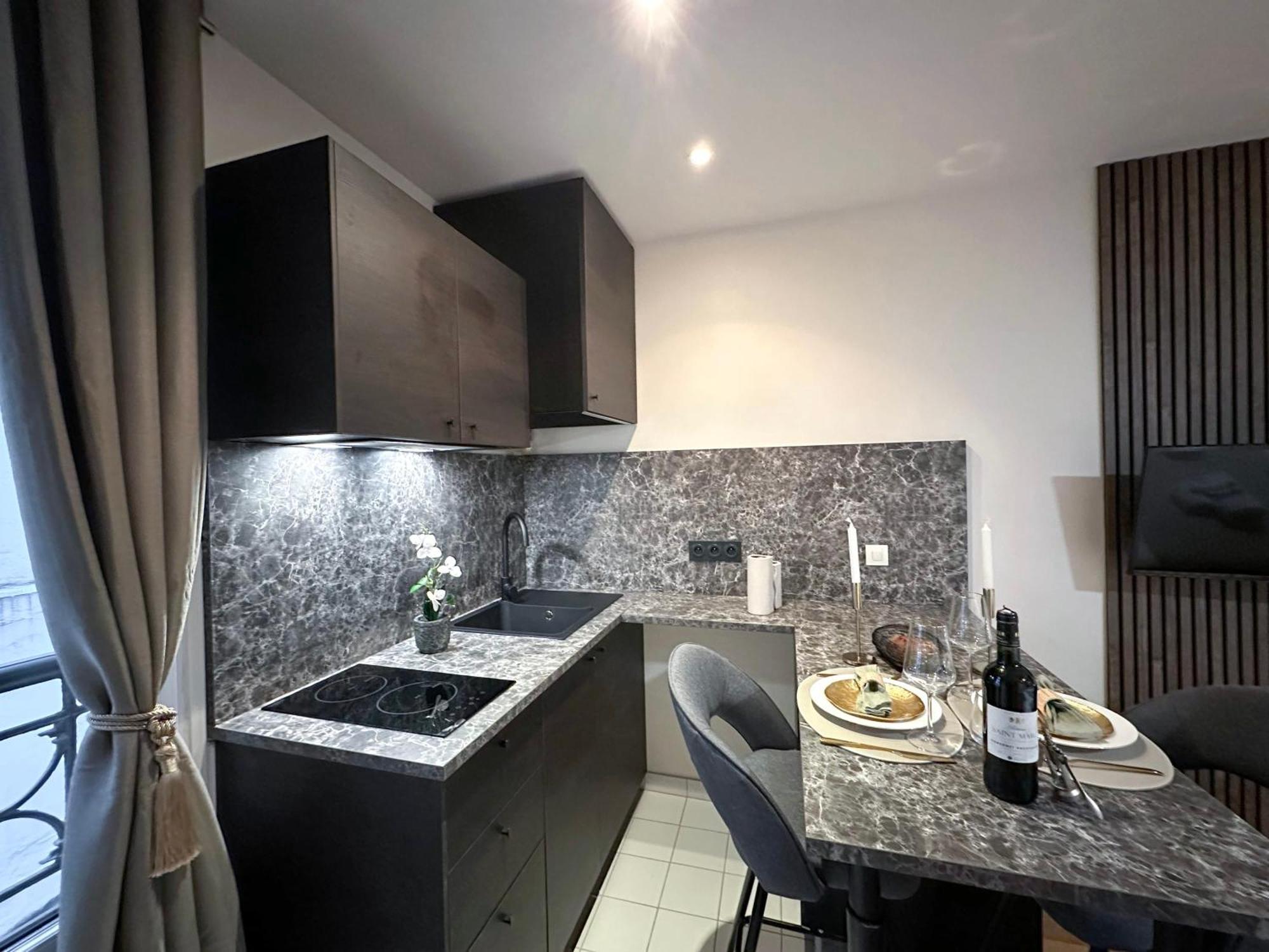 Peaceful Studio In Париж Экстерьер фото
