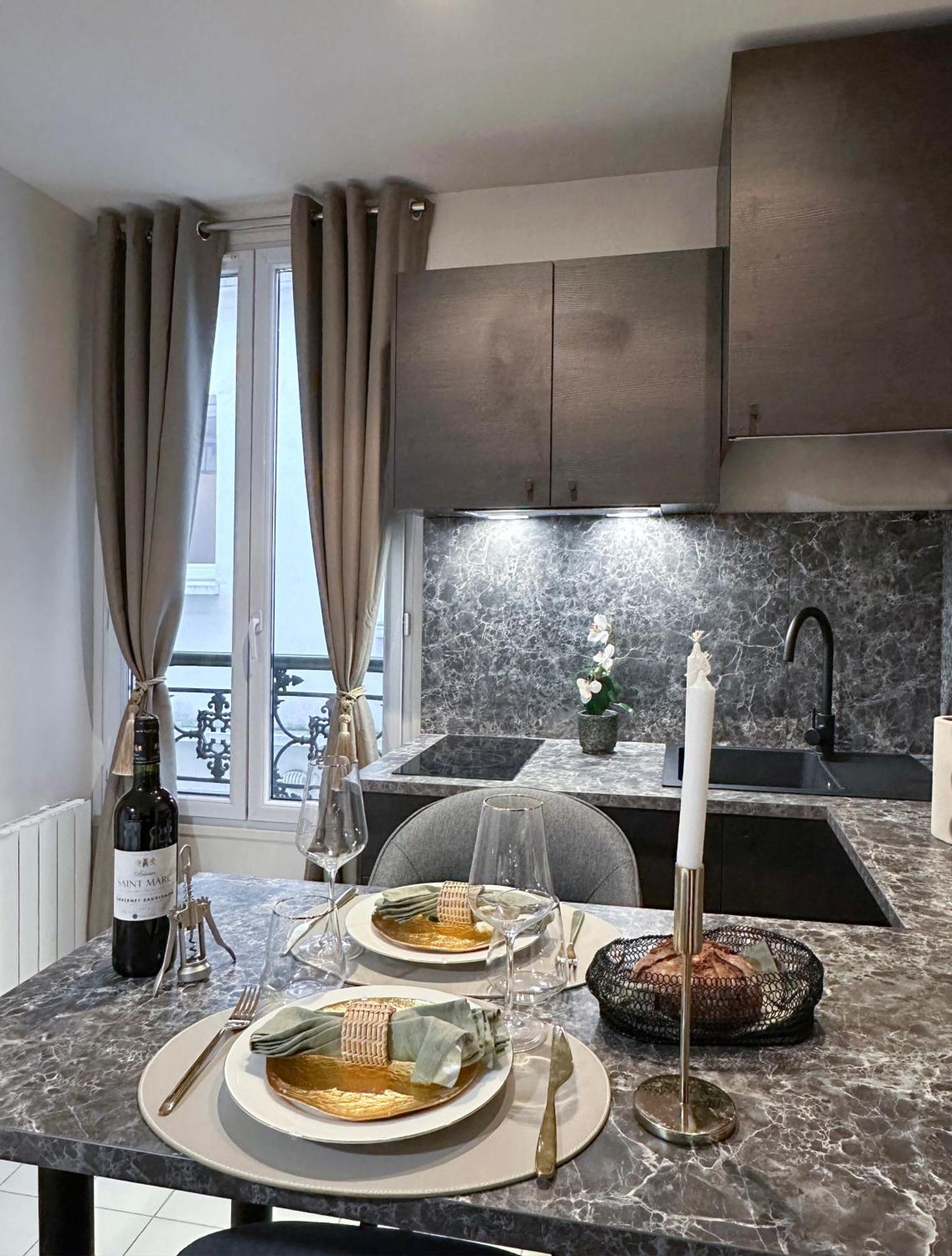 Peaceful Studio In Париж Экстерьер фото