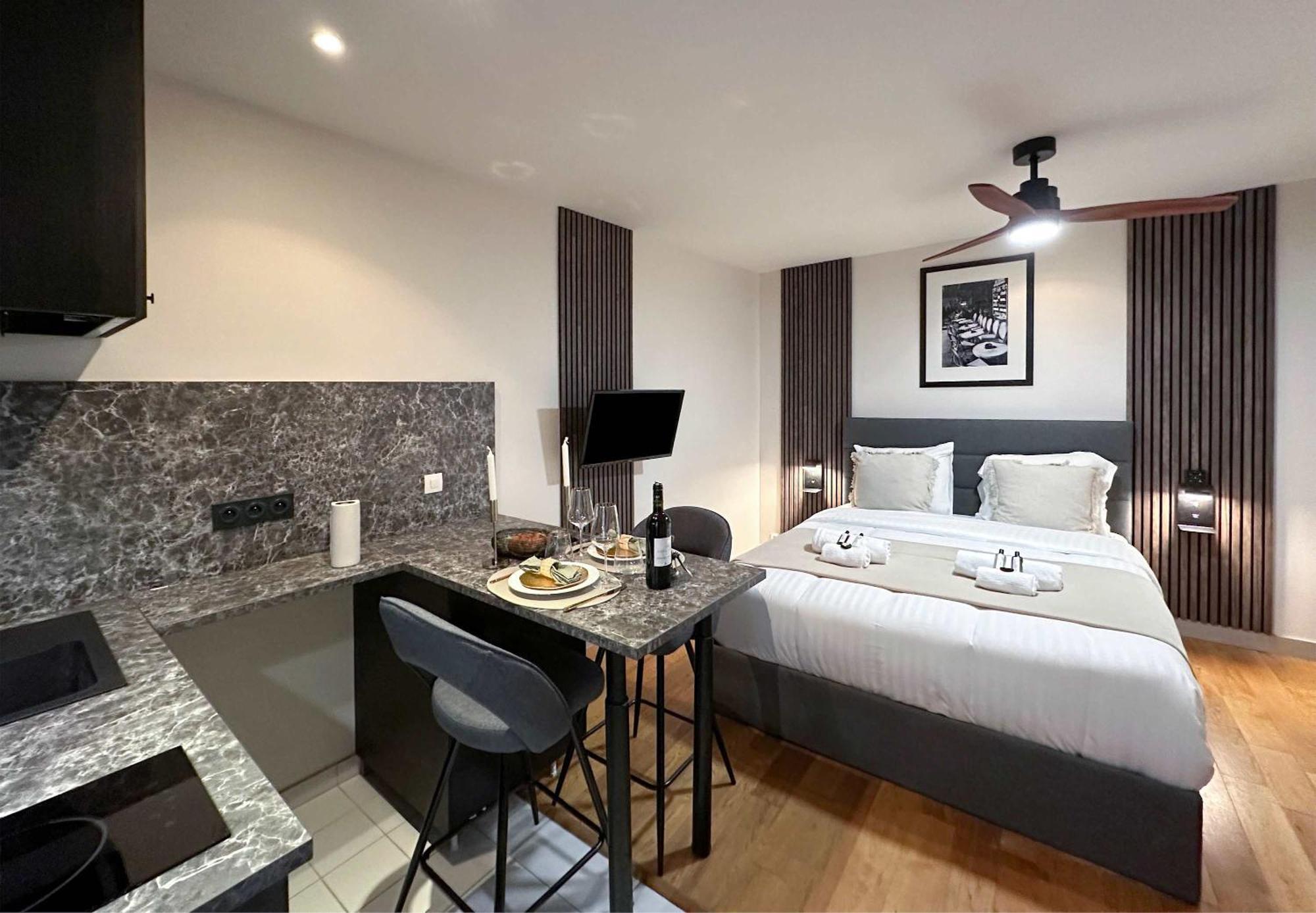 Peaceful Studio In Париж Экстерьер фото